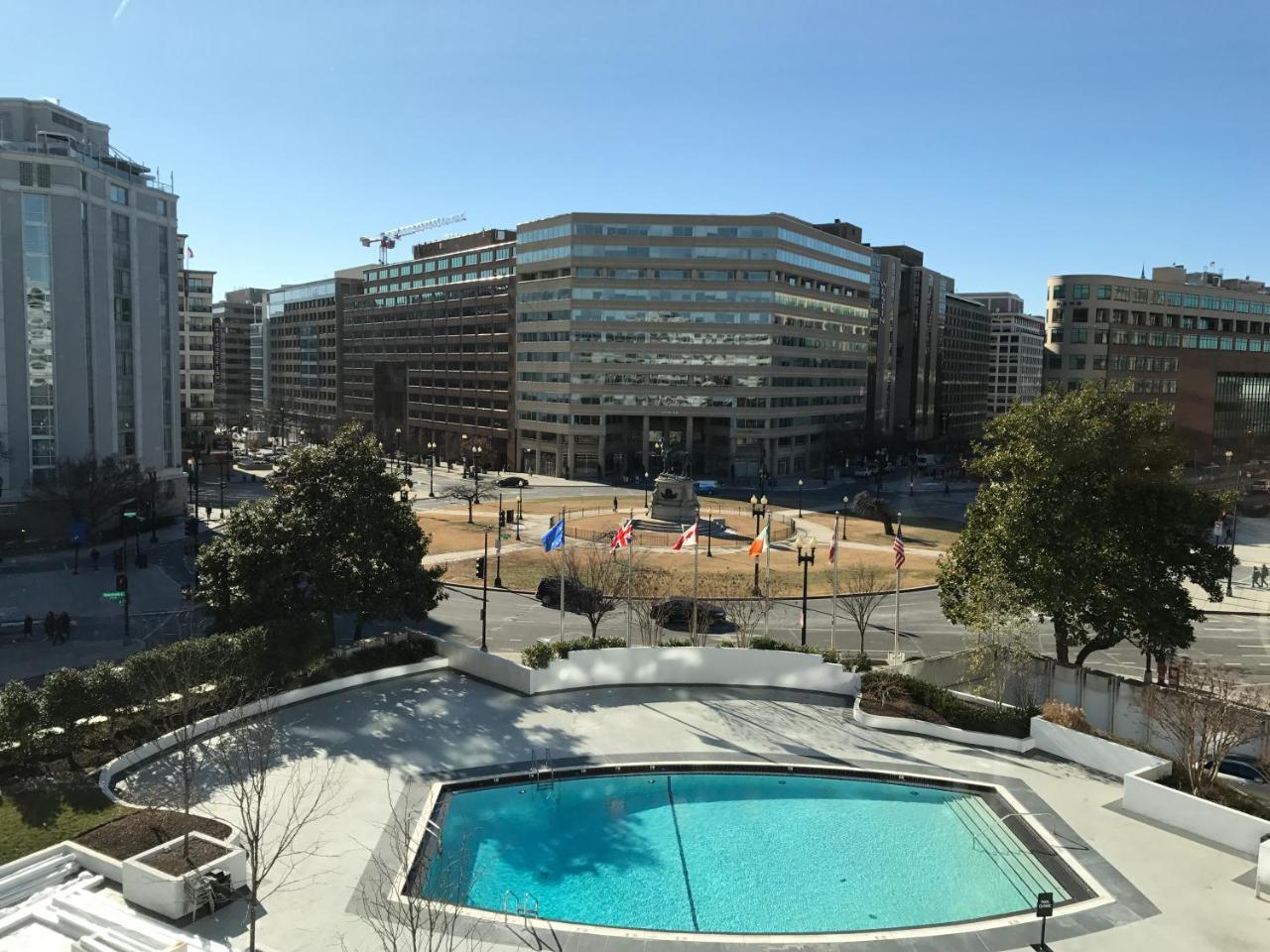 Washington Plaza Hotel Exterior photo