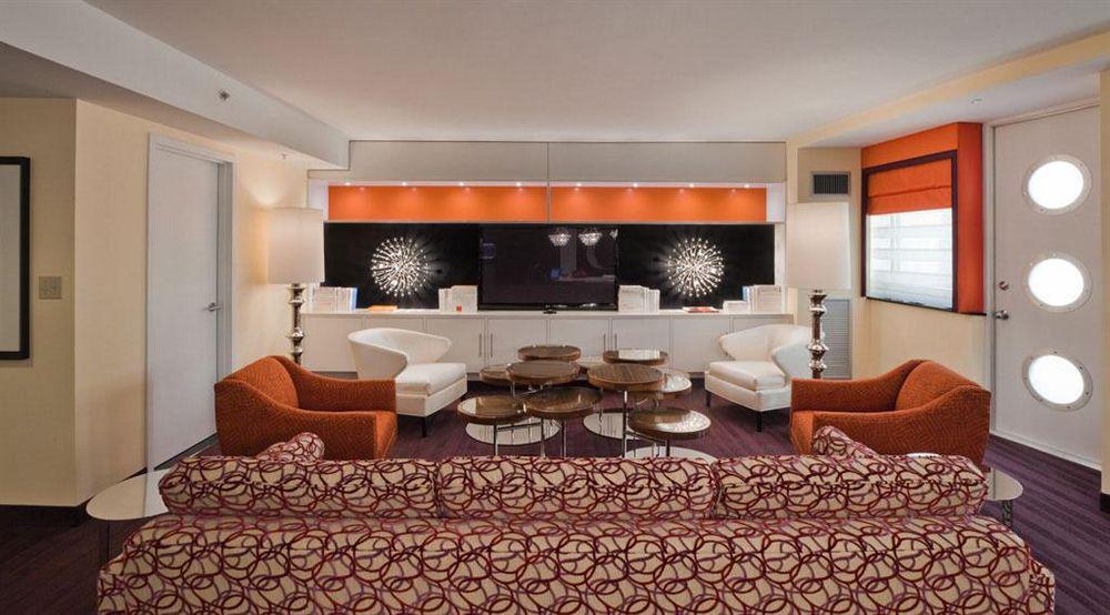 Washington Plaza Hotel Interior photo